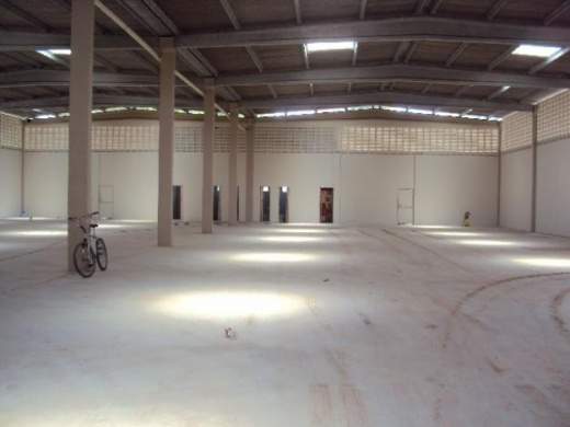 Depósito-Galpão-Armazém para alugar, 2100m² - Foto 1